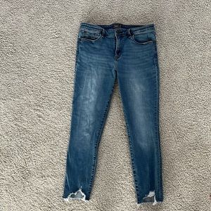 Abercrombie & Fitch Mid Rise Super Skinny Ankle Jean